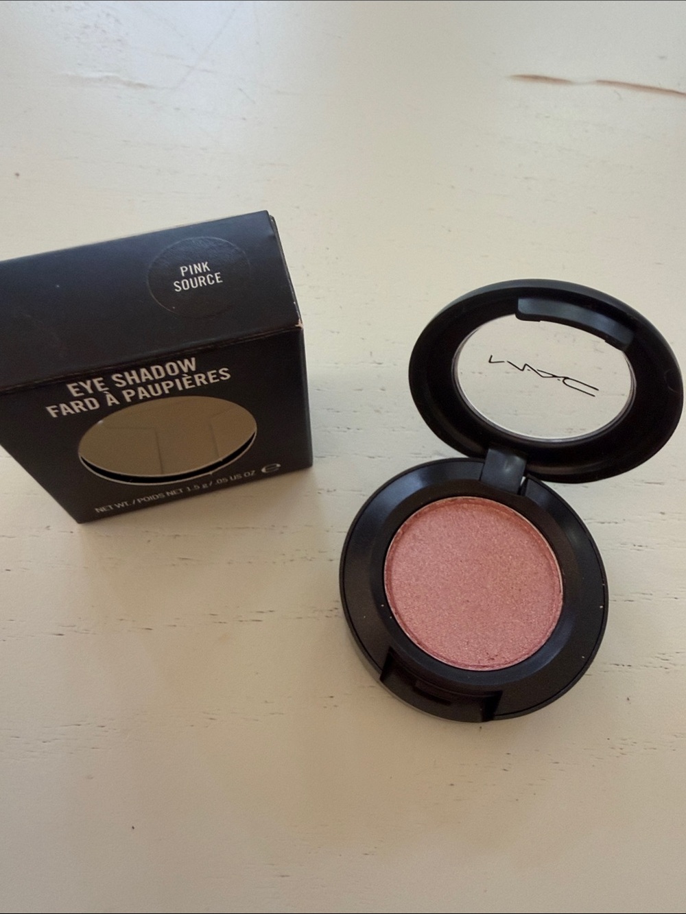 MAC Cosmetics Pink Source Shimmering Pink Eye Shadow
